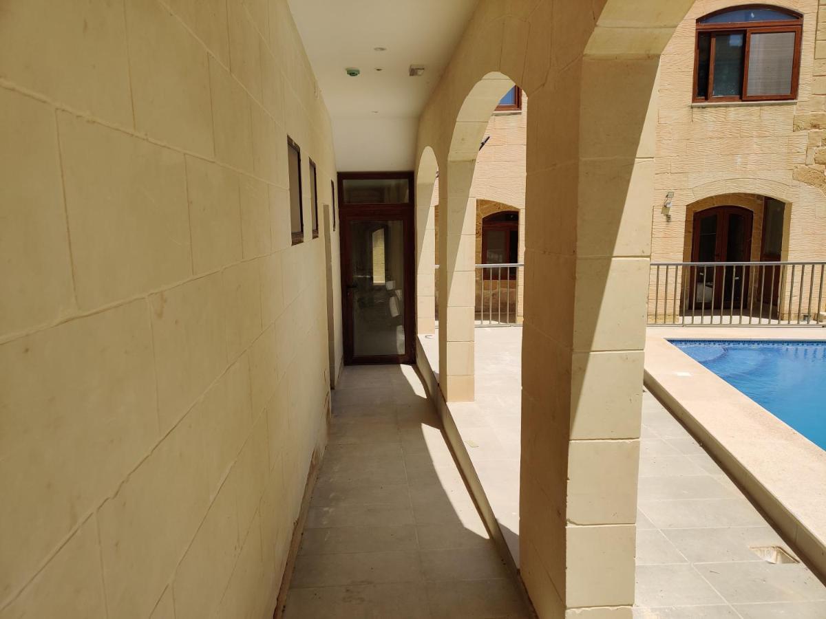 Country Inn Sannat Εξωτερικό φωτογραφία