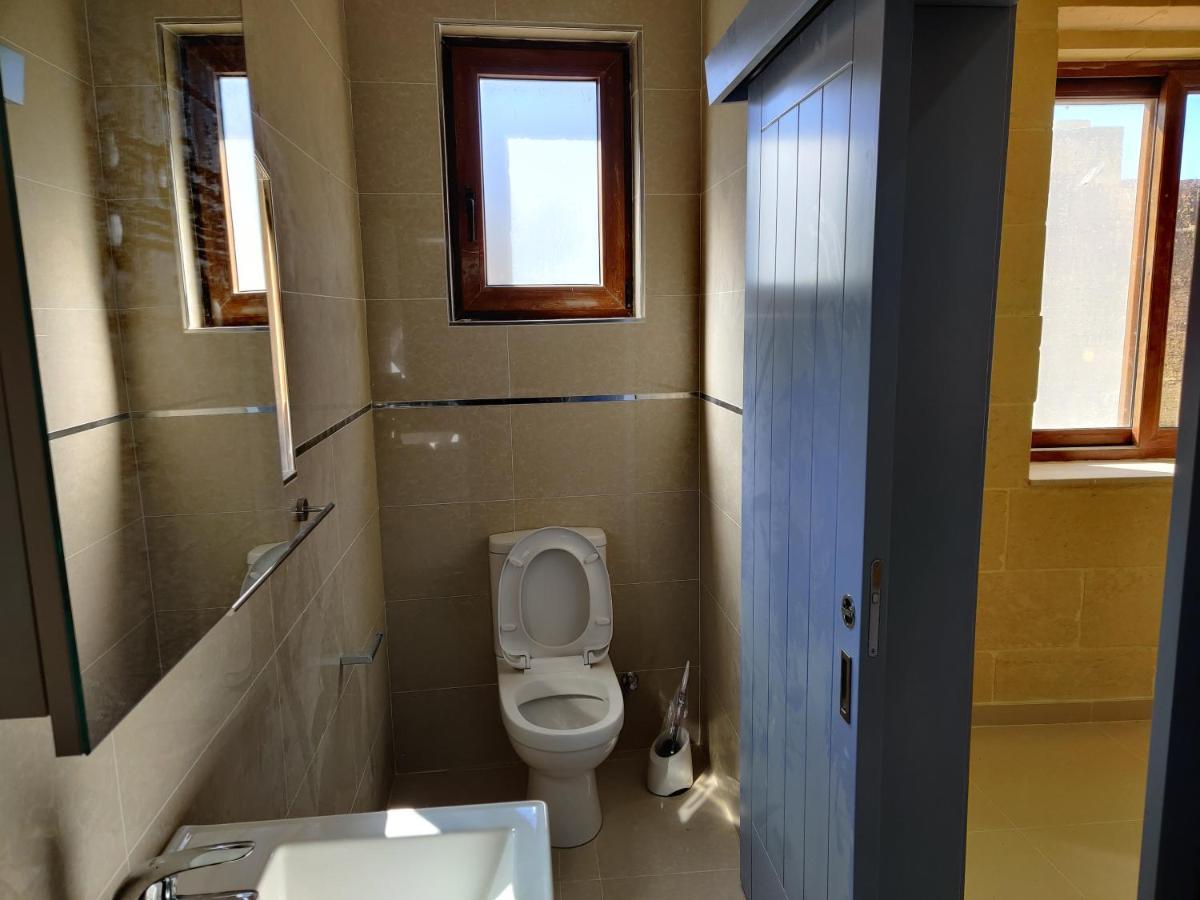 Country Inn Sannat Εξωτερικό φωτογραφία