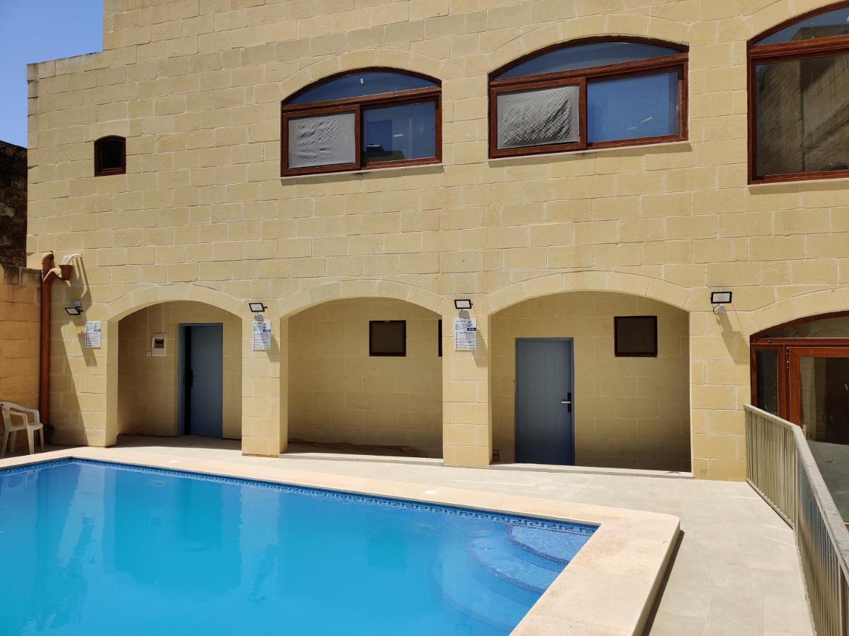 Country Inn Sannat Εξωτερικό φωτογραφία