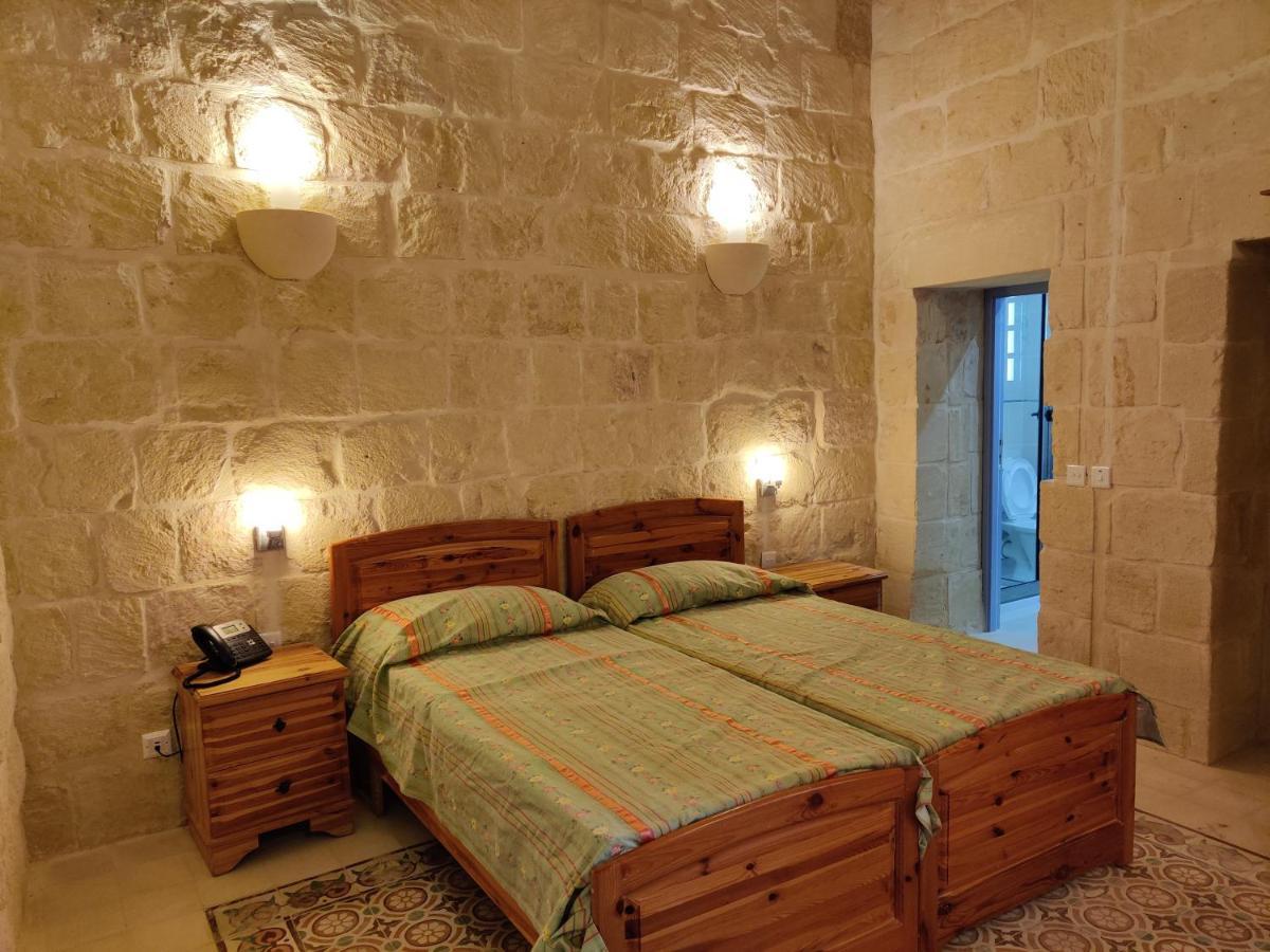 Country Inn Sannat Εξωτερικό φωτογραφία